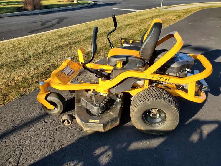 CUB CADET ZT1 54